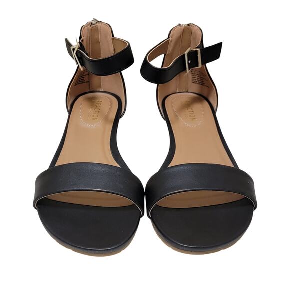 Kenneth Cole Reaction Black Sandals - Picture 3 of 6